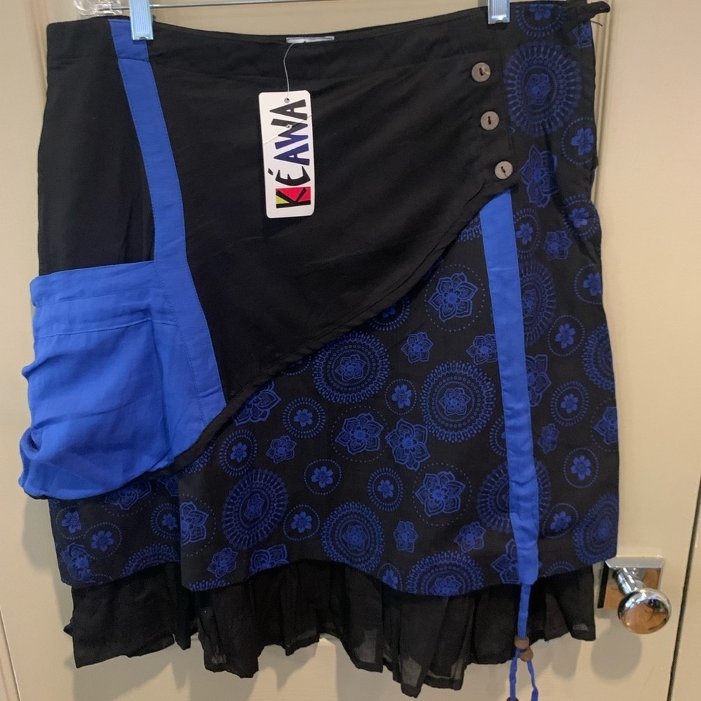 NWT KEAWA Multi Media Skirt XL